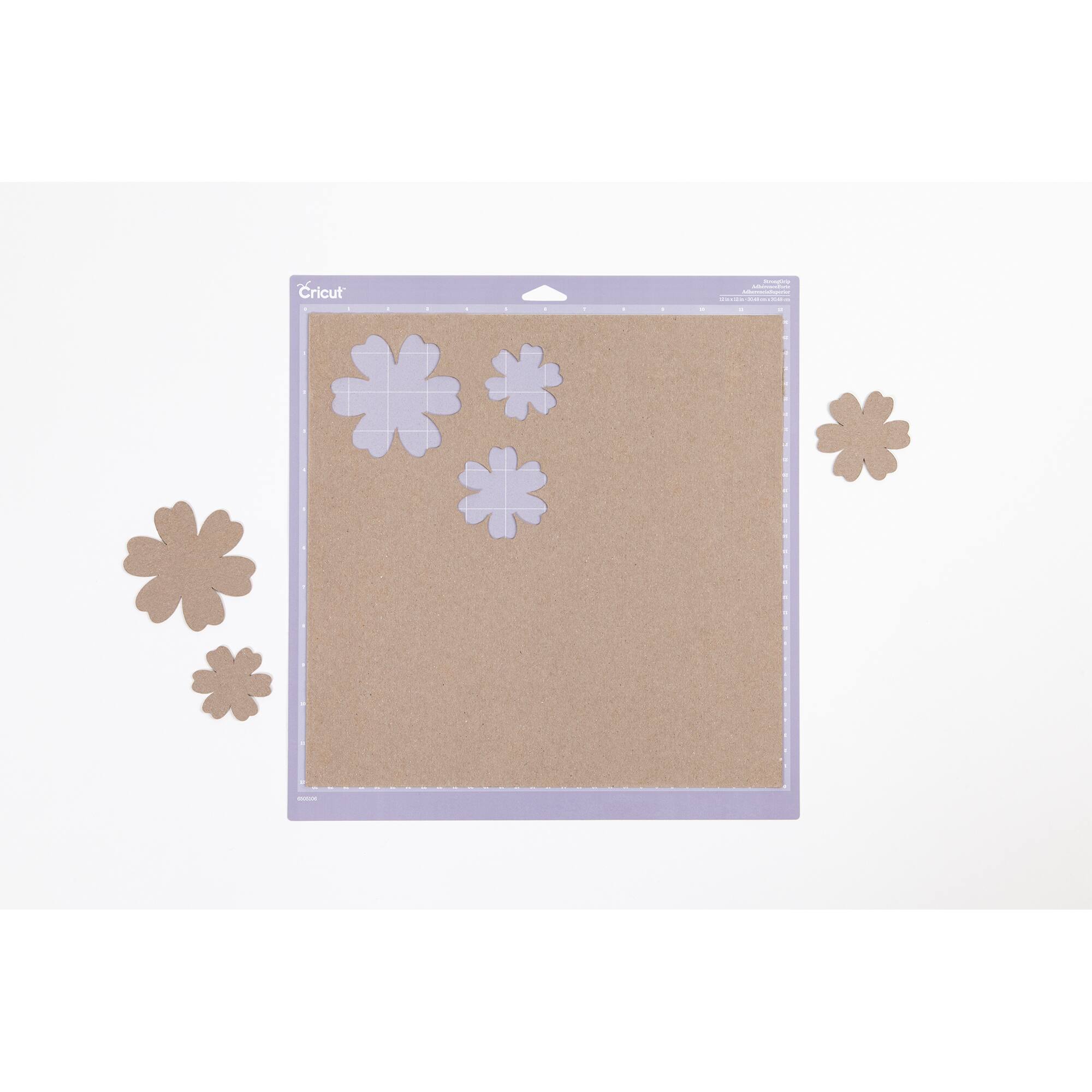 Cricut® StrongGrip Adhesive Cutting Mat